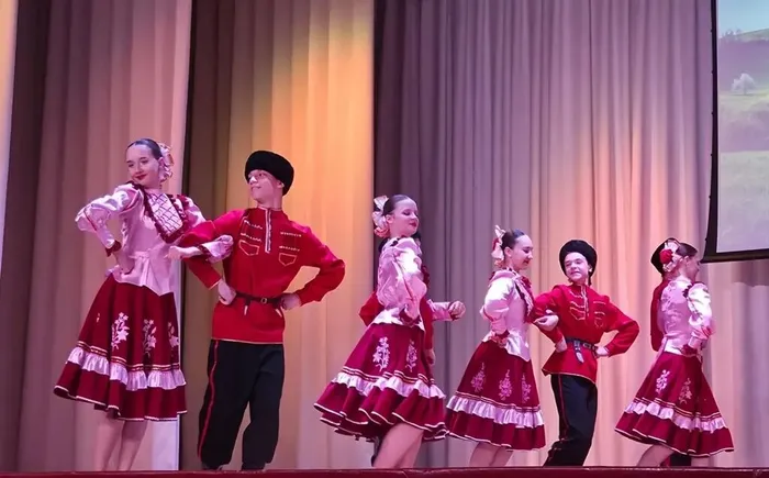 «Май – праздник Весны и Труда»